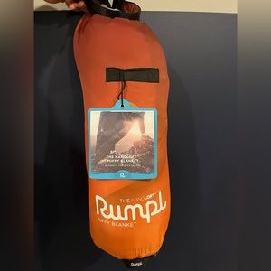 NEW Rumpl nanoloft blanket